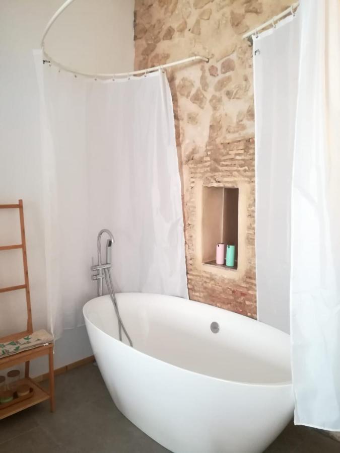 Suite Independiente De 45 M2 Con Banera En Pleno Casco Viejo Альтеа Экстерьер фото